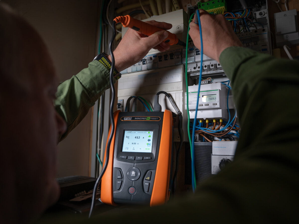 DSC07585 - AET Energy